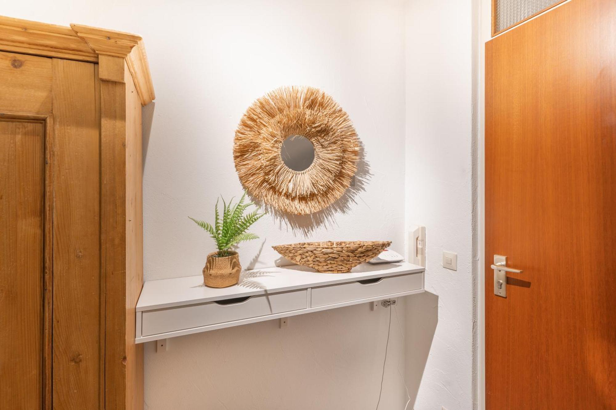 Seeblick-Oase Istayunixi Seenaehe-Sauna-Balkon-Netflix-Parkplatz Ohningen Esterno foto