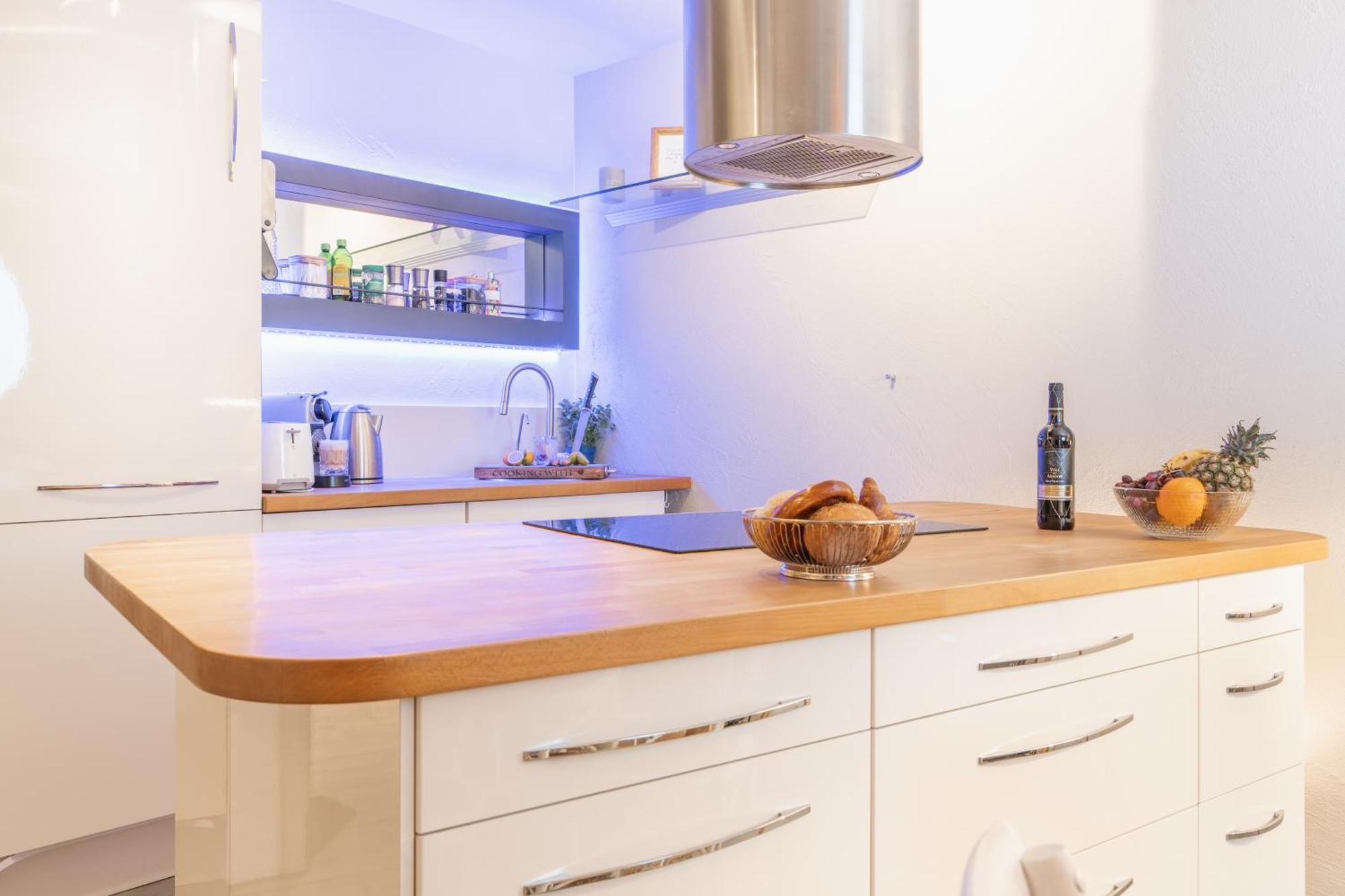 Seeblick-Oase Istayunixi Seenaehe-Sauna-Balkon-Netflix-Parkplatz Ohningen Esterno foto